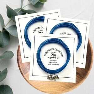 NWT Bear Bracelet Pendant Gift Blue